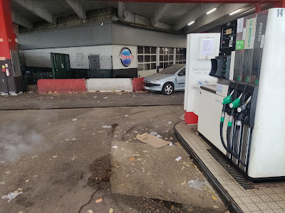 Station Service Carrefour - Créteil Soleil à Créteil