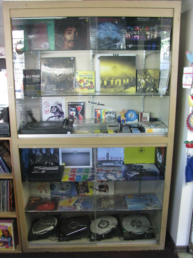 Collectibles Store «JNA Collectibles Corporation», reviews and photos, 821 W Fremont St, Stockton, CA 95203, USA