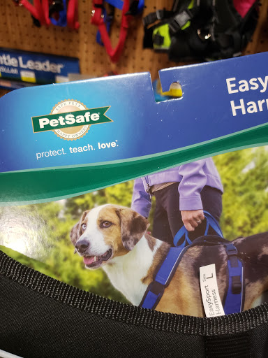 Pet Store «Irish Trail Farm & Pet Supply», reviews and photos, 102 S Hwy 27, Clermont, FL 34711, USA