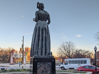Billie Holiday Statue