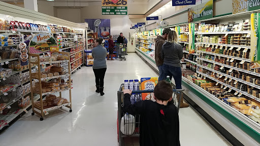 Supermarket «TOPS Friendly Markets», reviews and photos, 390 W Main St, Batavia, NY 14020, USA