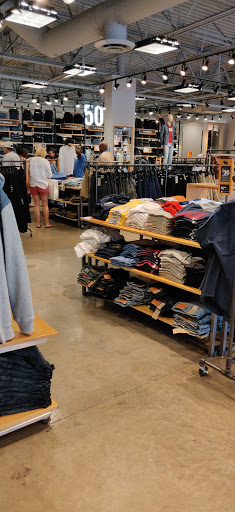 Clothing Store «Levi’s® Outlet Store at Allen Premium Outlets», reviews and photos, 820 W Stacy Rd, Allen, TX 75013, USA