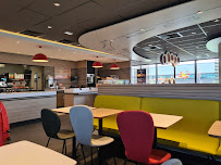Atmosphère du Restauration rapide McDonald's Sainte-Maure-de-Touraine - n°12