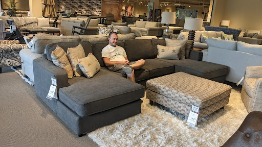 Furniture Store «Becker Furniture World - Burnsville», reviews and photos, 14286 Plymouth Ave S, Burnsville, MN 55337, USA