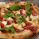 Photo n°3 de l'avis de STUDIO.A fait le 15/02/2019 à 10:36 sur le  Cosanostra Braceria à Macchia