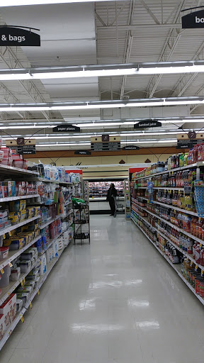 Grocery Store «Kroger», reviews and photos, 1802 N Pointe Dr, Durham, NC 27705, USA