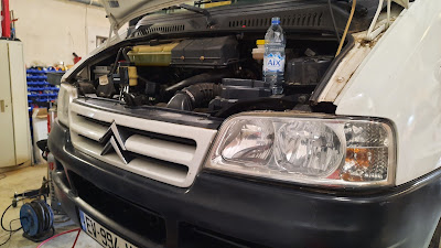 Allocampingcar 84 à Le Thor