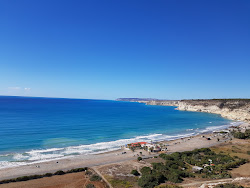 Kourion Beach的照片 带有长直海岸