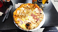 Plats et boissons du Pizzeria Pizza Lè La à Saint-Erme-Outre-et-Ramecourt - n°2