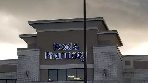 Shopping Mall «Poplar Plaza Shopping Center», reviews and photos, 3440 Poplar Ave, Memphis, TN 38111, USA