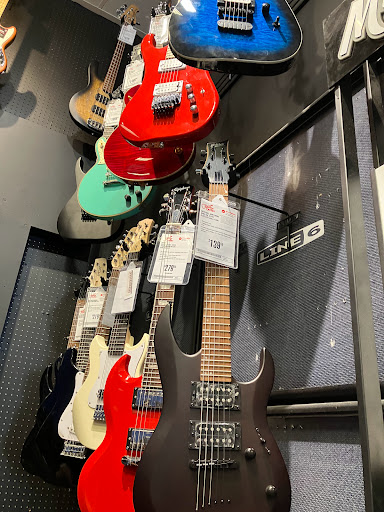 Guitar Center image