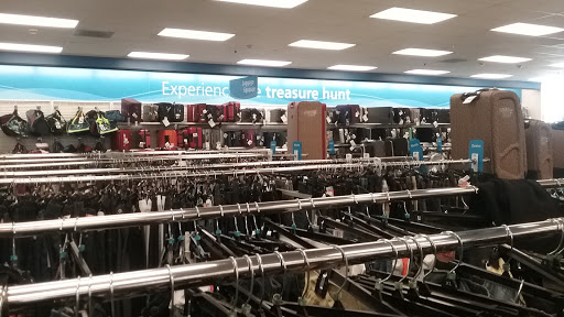 Clothing Store «Ross Dress for Less», reviews and photos, 3425 E Foothill Blvd, Pasadena, CA 91107, USA