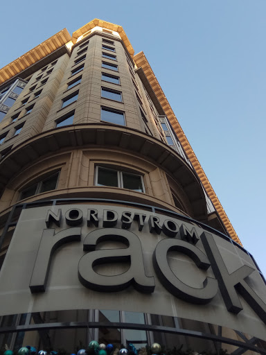 Department Store «Nordstrom Rack 12th Street», reviews and photos, 555 12th St NW c120, Washington, DC 20004, USA