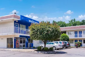 Motel 6 Sandston, VA - Richmond, Va image
