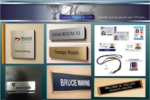 Engraver «Miracle Custom Awards & Gifts», reviews and photos, 565 Wolf Ledges Pkwy, Akron, OH 44311, USA