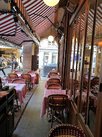 Atmosphère du Restaurant français La Fontaine de Mars à Paris - n°14