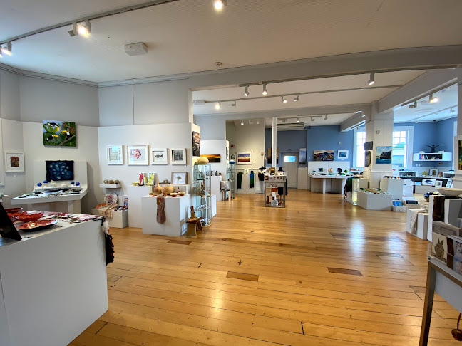ArtsPost Galleries & Shop - Museum