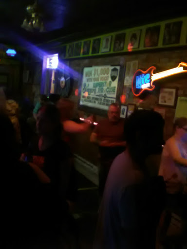 Karaoke Bar «Singers Karaoke Club», reviews and photos, 1345 Milton Ave, Syracuse, NY 13204, USA