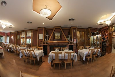Restaurante Calleja | Restaurante en Las Rozas - Ctra. de La Coruña, Km. 22, 28232 Las Rozas de Madrid, Madrid, Spain