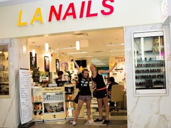 L A Nails & Spa