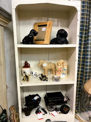 Home Goods Store «Olde Factory», reviews and photos, 139 S Hanover St, Hummelstown, PA 17036, USA