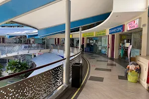 Elias Mall image