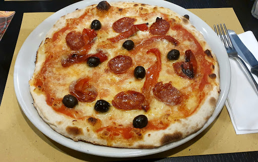 Pizza Margherita Risto Pub in Quartu SantElena, Città Metropolitana di Cagliari