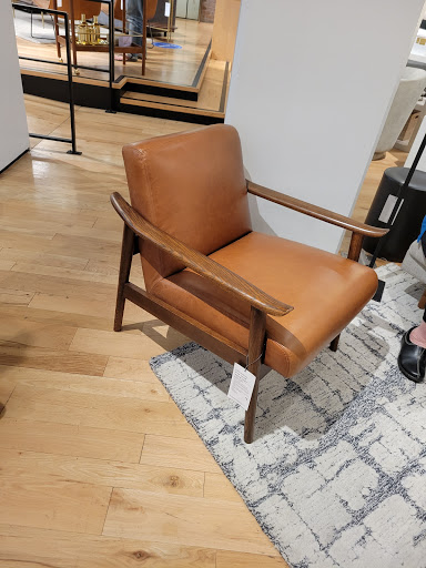 Furniture Store «west elm», reviews and photos, 1201 NW Couch St, Portland, OR 97209, USA