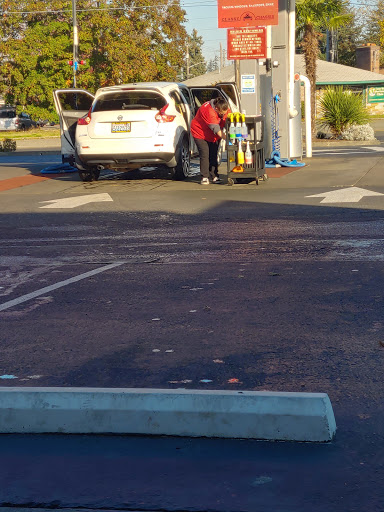 Car Wash «Classy Chassis Car Washes & Detailing Lakewood», reviews and photos, 7701 Custer Rd W, Lakewood, WA 98499, USA