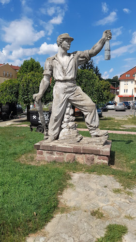 Komló bányász szobor emlékhely - Komló