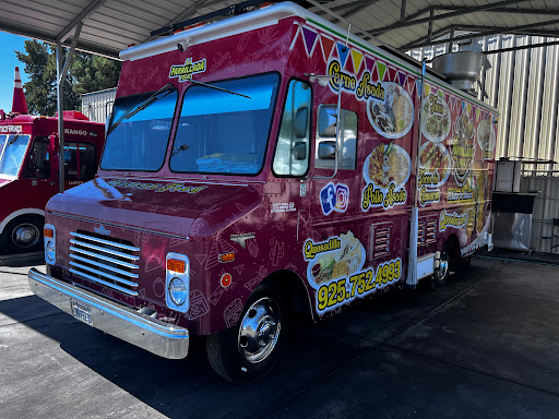 La parrillada feliz food truck mexicana