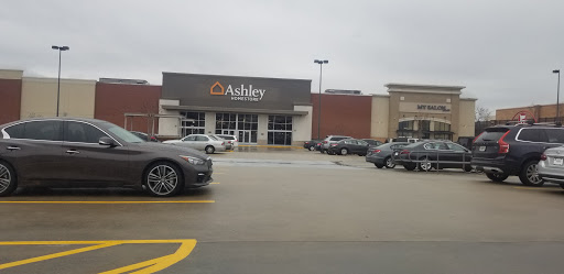 Furniture Store «Ashley HomeStore», reviews and photos, 2535 Piedmont Rd NE, Atlanta, GA 30324, USA