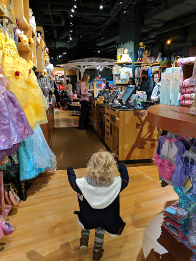 Toy Store «Disney Store», reviews and photos, 1961 Chain Bridge Rd, McLean, VA 22102, USA