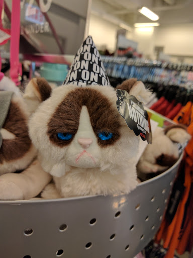 Department Store «Nordstrom Rack Lincoln Park», reviews and photos, 1551 N Sheffield Ave, Chicago, IL 60642, USA