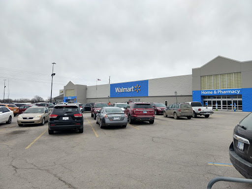 Department Store «Walmart Supercenter», reviews and photos, 121 Peter Pan Rd, Independence, KS 67301, USA