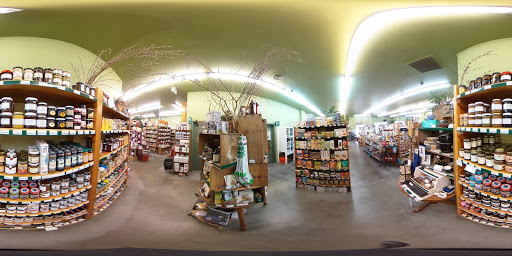 Grocery Store «Bear Foods Natural Market», reviews and photos, 125 E Woodin Ave, Chelan, WA 98816, USA