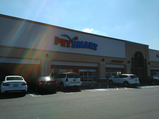 Pet Supply Store «PetSmart», reviews and photos, 42 Southgate Square, Colonial Heights, VA 23834, USA
