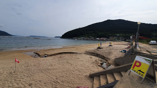 Deokwon Beach