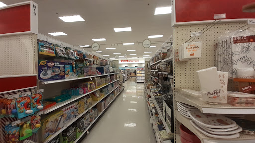 Department Store «Target», reviews and photos, 1750 W 37th St, Hialeah, FL 33012, USA