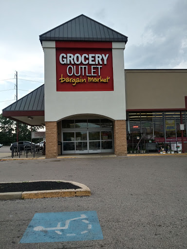 Grocery Store «Grocery Outlet Bargain Market», reviews and photos, 1130 Chester Pike, Sharon Hill, PA 19079, USA