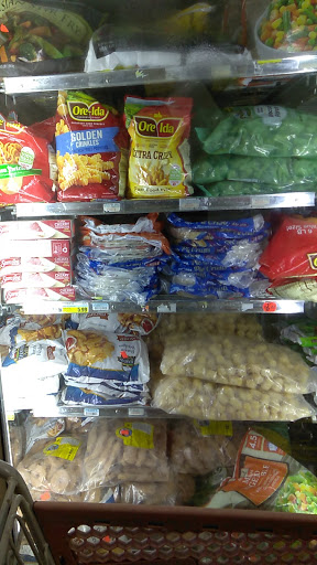 Grocery Store «THE WAREHOUSE FOOD MARKET», reviews and photos, 538 W 119th St, Chicago, IL 60628, USA