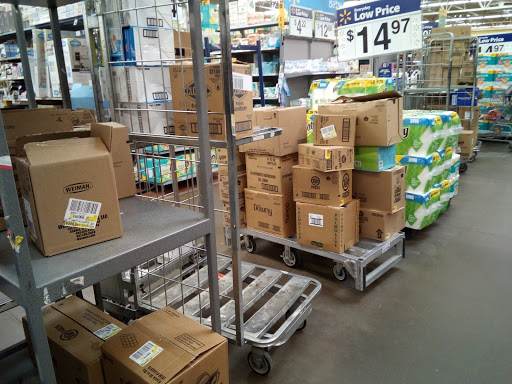 Department Store «Walmart Supercenter», reviews and photos, 180 Levittown Center, Levittown, PA 19055, USA