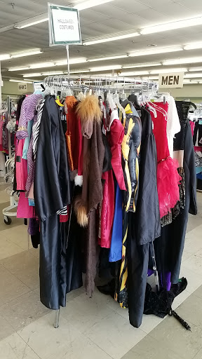 Thrift Store «Maj-R Thrift & Discount Store Grandview», reviews and photos, 1500 Main St, Grandview, MO 64030, USA