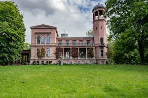 Biesdorf Palace image