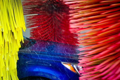 Car Wash «Breeze Thru Car Wash - Main St Longmont», reviews and photos, 2025 Main St, Longmont, CO 80501, USA