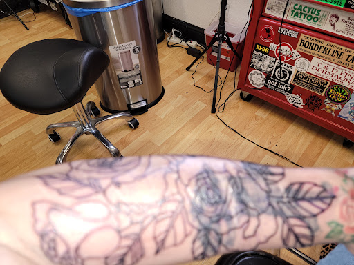 Tattoo Shop «Sacramento Tattoo and Piercing», reviews and photos, 2722 X St, Sacramento, CA 95818, USA