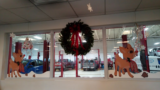 Car Dealer «Collins Nissan», reviews and photos, 4142 Bardstown Rd, Louisville, KY 40218, USA