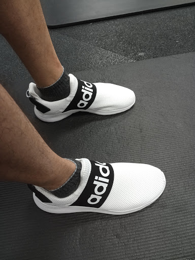 Shoe Store «Rack Room Shoes», reviews and photos, 7600 N 10th St Ste 600B, McAllen, TX 78504, USA