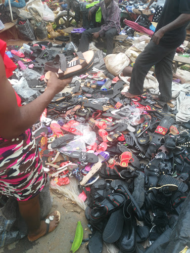 Umuehim Market, Ogwashi Ukwu Junction, Nigeria, Seafood Restaurant, state Delta