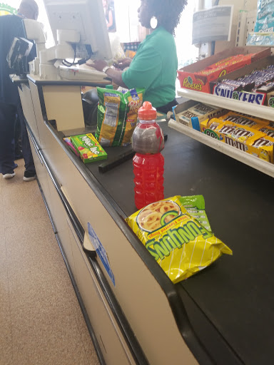 Dollar Store «Dollar Tree», reviews and photos, 8634 Baymeadows Rd, Jacksonville, FL 32256, USA